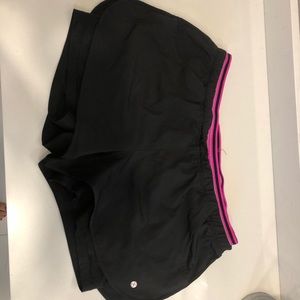 🦄SALE 2 for $15🦄black shorts with spandex lining